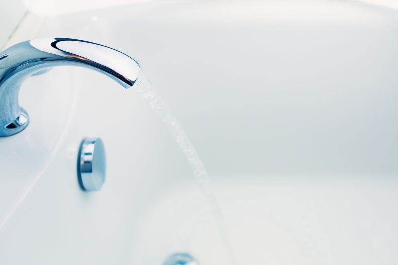 Cost of Bathtub Reglazing — Cost of Bathtub Reglazing